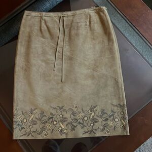 Sweet Suede! 100% leather skirt with lovely floral and butterfly design at hem.